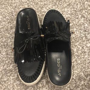 J/Slides black fringe platform mule